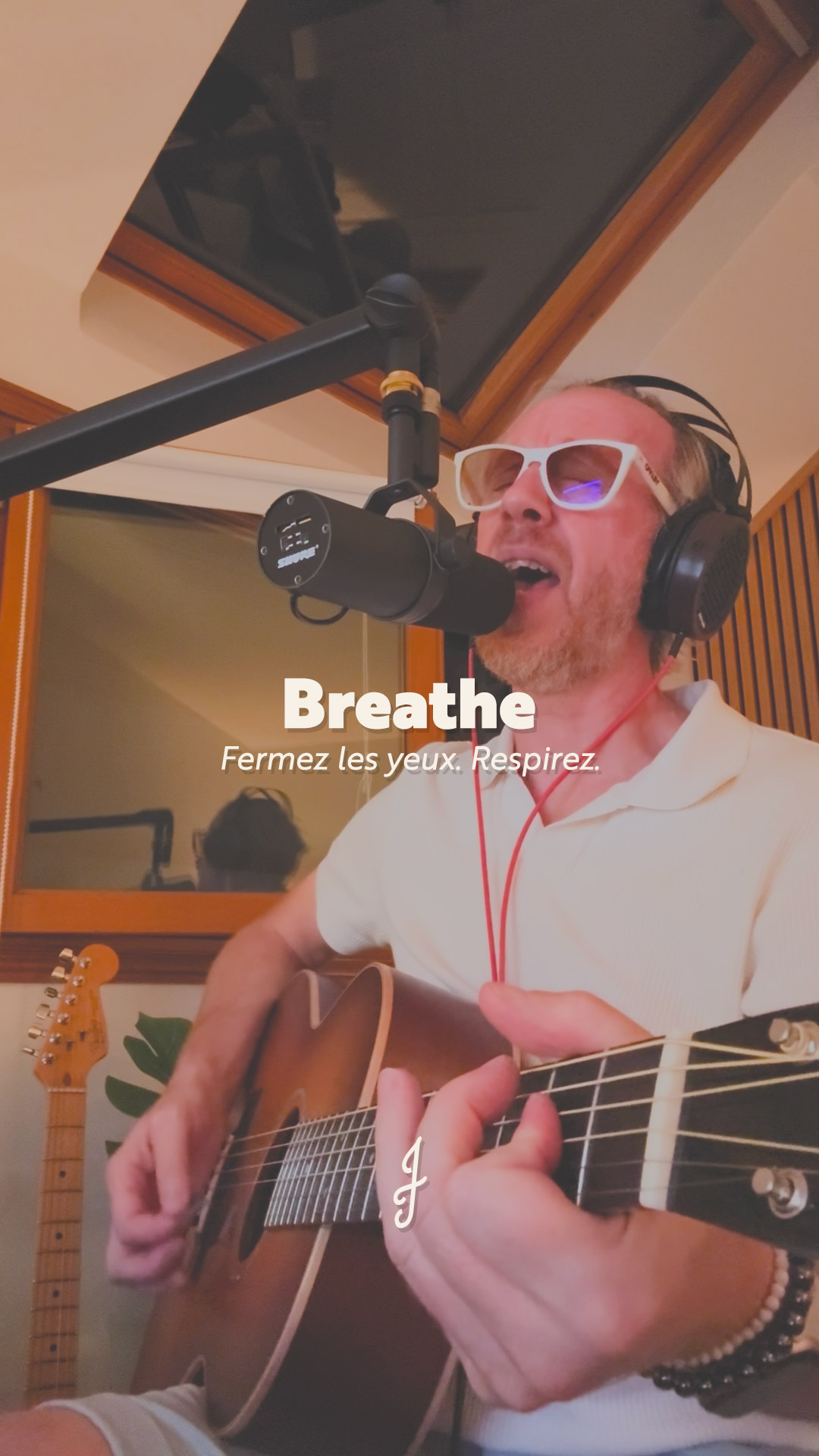 Ce soir, je vous propose simplement de respirer deux minutes avec moi. Breathe de Pink Floyd, dans une version intimiste.

Respire… respire l’air.
N’aie pas peur de t’impliquer.
Regarde autour de toi et choisis ton propre chemin.

Mettez un casque, fermez les yeux… et laissez-vous porter.

#breathe #pinkfloyd #davidgilmour @davidgilmour #rogerwaters @rogerwaters
