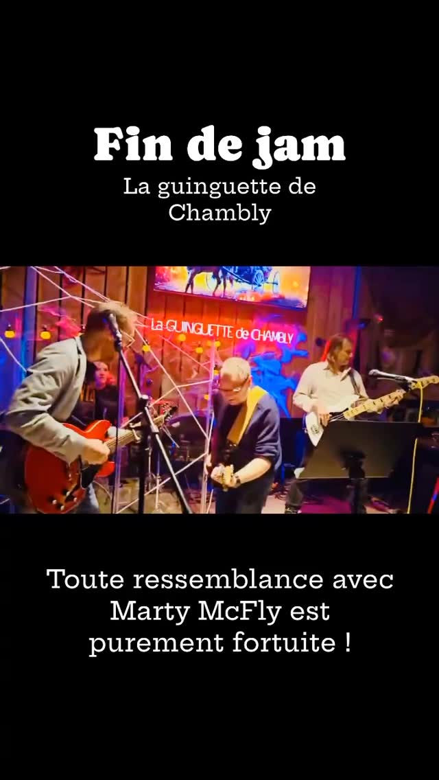 Toute ressemblance avec Marty McFly a la féerie dansante des sardines est purement fortuite !
 Avec Thomas à la guitare, Benoit à la basse et Lolo à la batterie.
 Merci Inel pour la vidéo et le prêt de la guitare 🎸