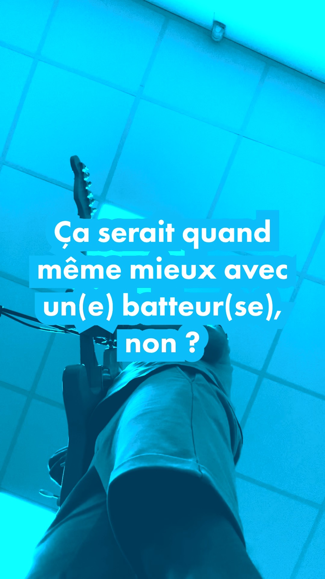 🎵 Petit extrait de répétition de Us and Them...Bon., on trouve que ça sonne déjà plutôt bien avec trois instruments et les chœurs.

Mais on est tous d'accord sur un point : 
ça serait quand même mieux avec un(e) batteur(se) ! 😄

Alors on relance une bouteille à la mer : Moon on the Wall- Tribute Pink Floyd : BATTEUR(SE) RECHERCHÉ(E)

📍 Répétitionstous les 15 jours, les lundis soir à Ville de Cormeilles-en-Parisis (95)

Si l'univers de Pink Floyd te parle, que tu as envie de rejoindre un projet sérieux dans une ambiance sympa, contacte-nous ou partage ce post, un partage peut faire toute la différence 😉

#pinkfloyd #tributepinkfloyd #batteur #batteuse #musiciens #groupe #cormeillesenparisis #valdoise #usandthem